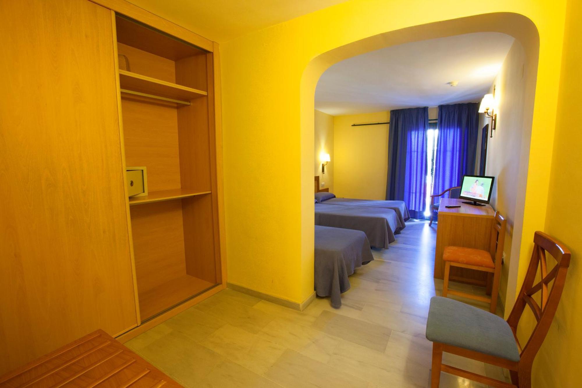 Hotel Olas De Альмуньекар Номер фото